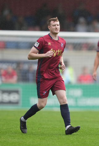 Robertson Re-joins Old Club Chertsey Town on Dual Registration